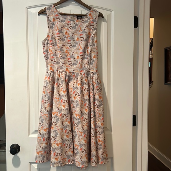 Retrolicious Mushroom Pocketed Dress With Pink Wrap Cardigan - Picture 3 of 15